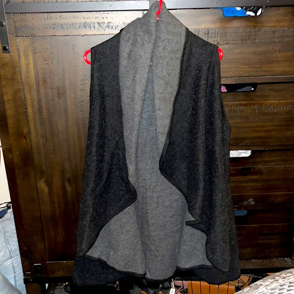 Women’s poncho